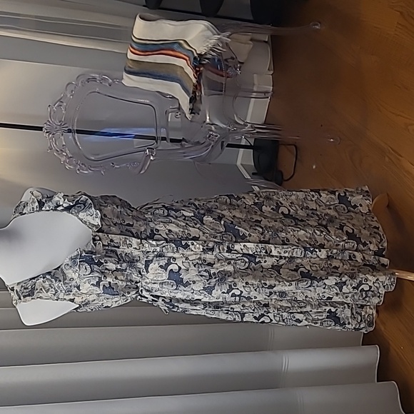 Romantic Silk Cotton Summer Dress with Buttons and Ruffles Size Medium - Picture 1 of 13